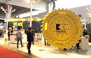 肯納金屬為神東喝彩